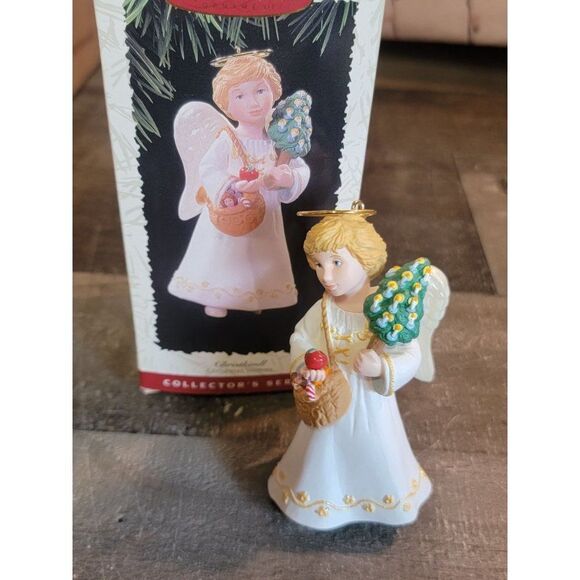 Hallmark Christkindl 1996 angel ornament xmas decor - Picture 1 of 6